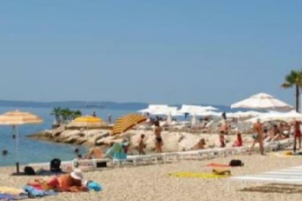Bright And Colourful Apartment Luce -Sandy Beach Split Buitenkant foto