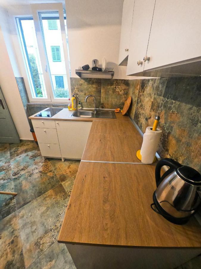 Bright And Colourful Apartment Luce -Sandy Beach Split Buitenkant foto